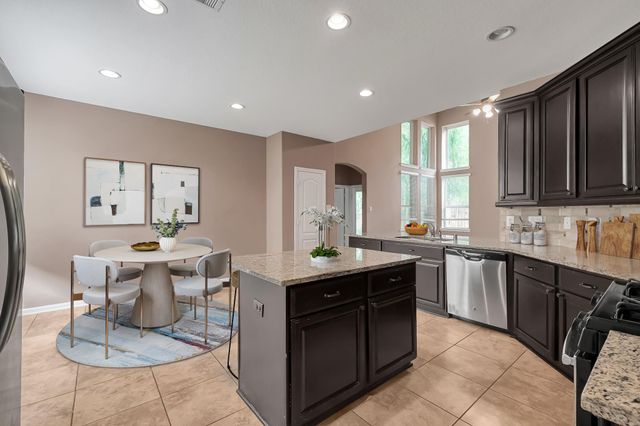 6707 Hunters Creek Lane, Baytown, TX 77521