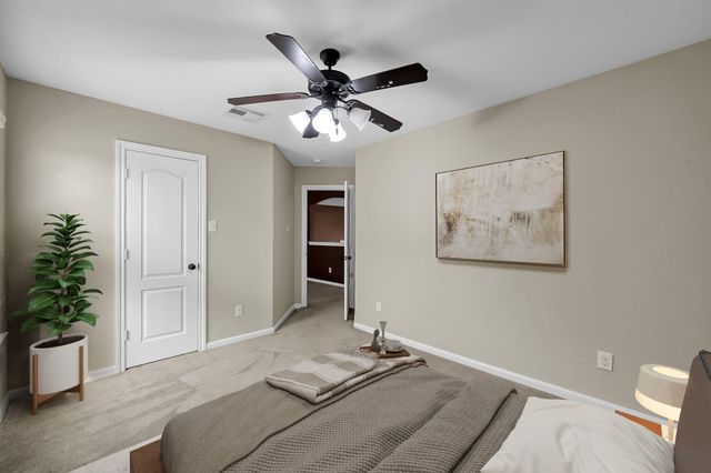 6707 Hunters Creek Lane, Baytown, TX 77521