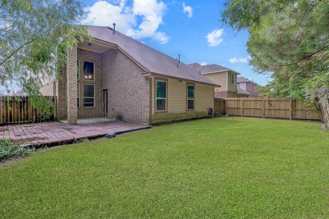 6707 Hunters Creek Lane, Baytown, TX 77521