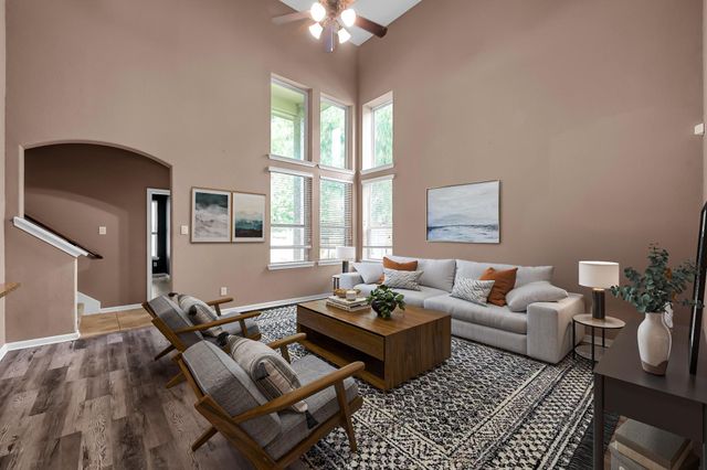 6707 Hunters Creek Lane, Baytown, TX 77521