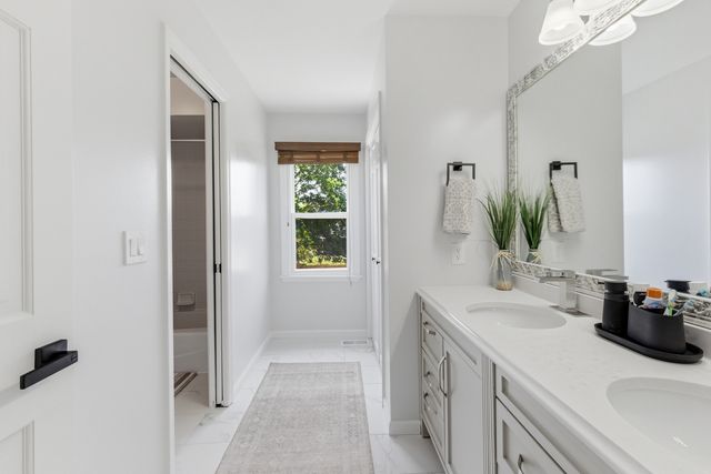 845 Crabtree Lane, Cary, IL 60013