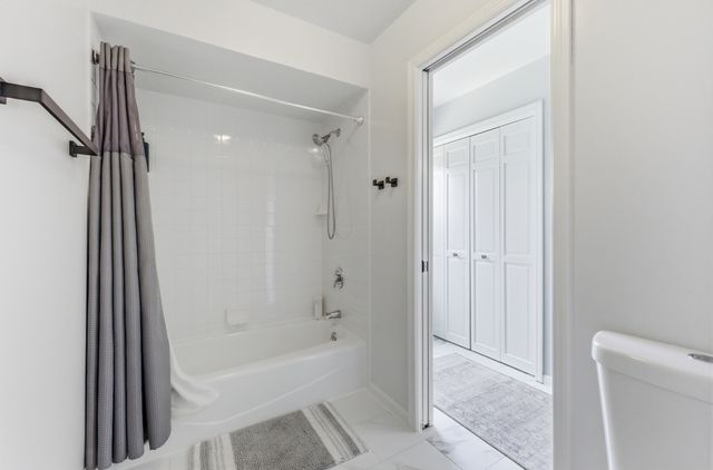 845 Crabtree Lane, Cary, IL 60013