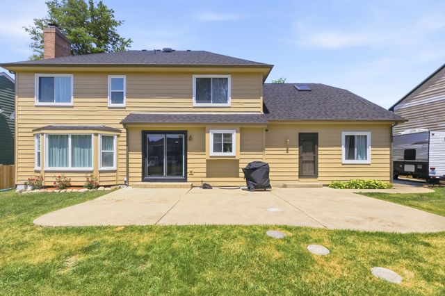 845 Crabtree Lane, Cary, IL 60013