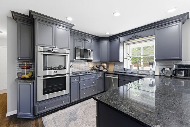 845 Crabtree Lane, Cary, IL 60013