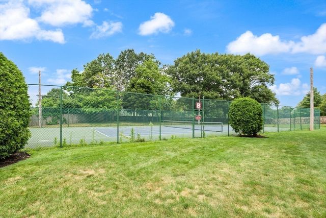 221 Oak St. 3-21, Brockton, MA 02301