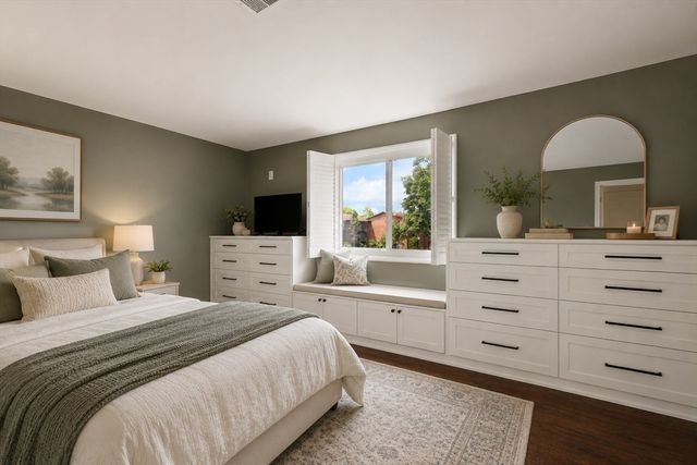221 Oak St. 3-21, Brockton, MA 02301