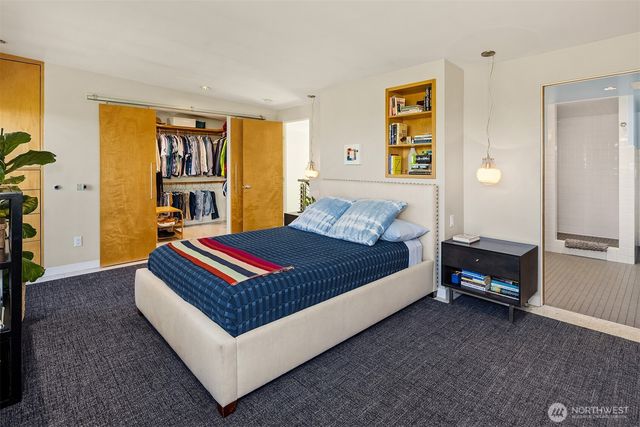8052 Ridge Drive NE, Seattle, WA 98115