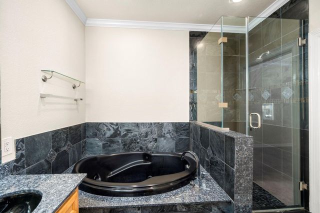 5329 Egbert Street C, Houston, TX 77007