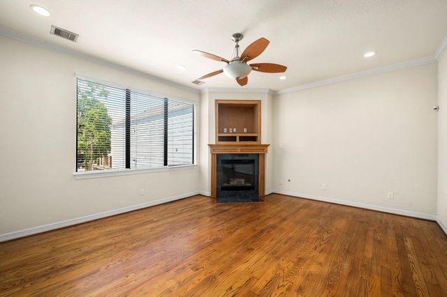 5329 Egbert Street C, Houston, TX 77007