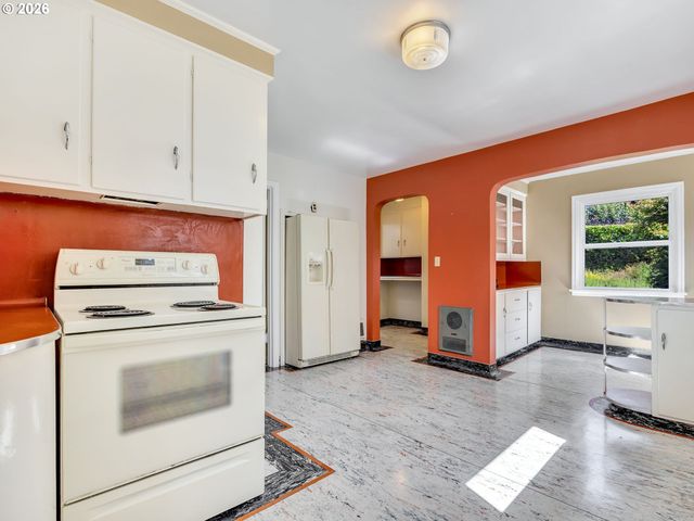 1227 ALAMEDA Ave, Astoria, OR 97103