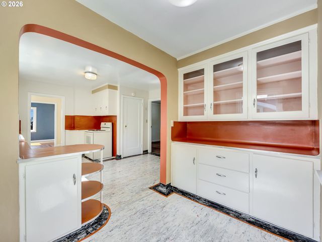 1227 ALAMEDA Ave, Astoria, OR 97103