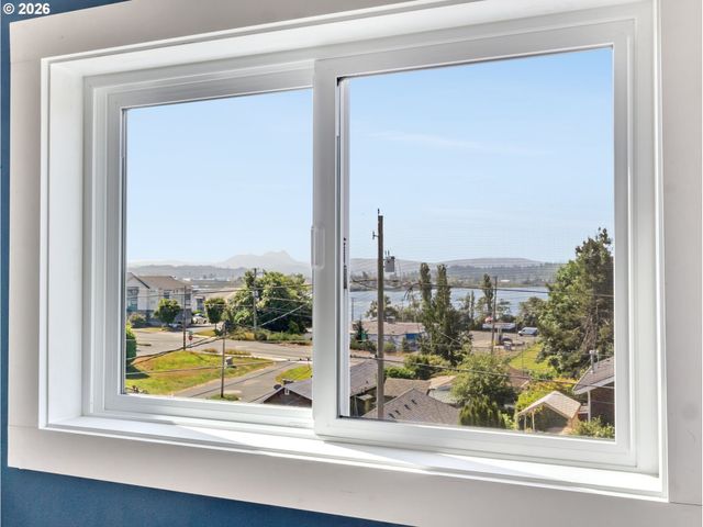 1227 ALAMEDA Ave, Astoria, OR 97103