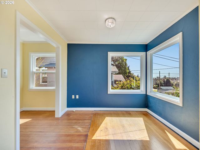 1227 ALAMEDA Ave, Astoria, OR 97103