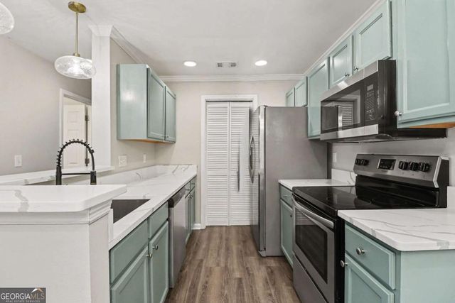 225 Warm Springs Circle, Roswell, GA 30075