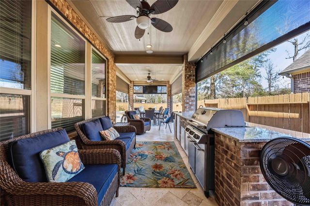 106 Joshuas Place, Montgomery, TX 77316