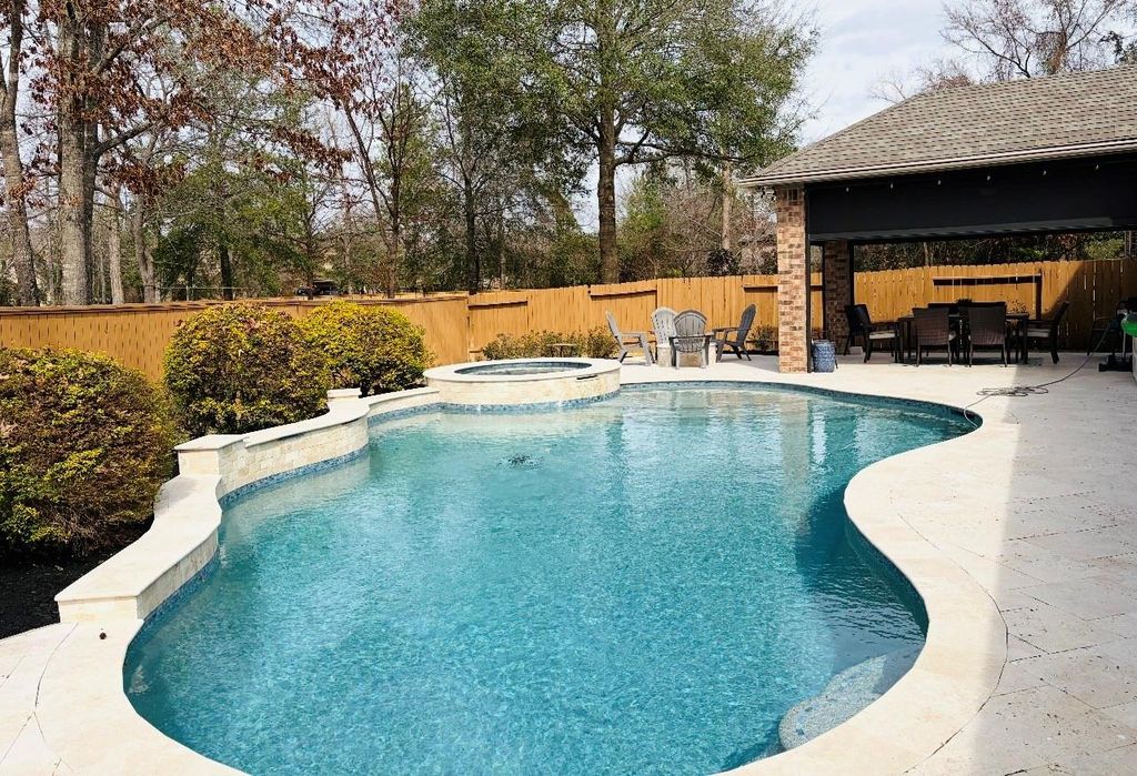 106 Joshuas Place, Montgomery, TX 77316