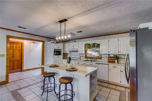 7132 Greenleaves Court, Villa Rica, GA 30180