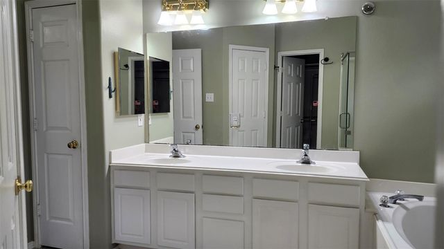 7406 Cheeca Lodge Lane, Humble, TX 77346