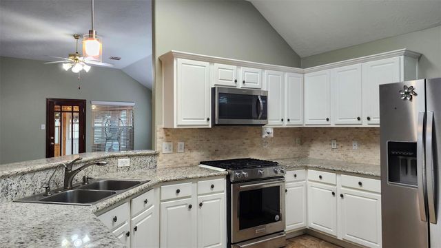 7406 Cheeca Lodge Lane, Humble, TX 77346