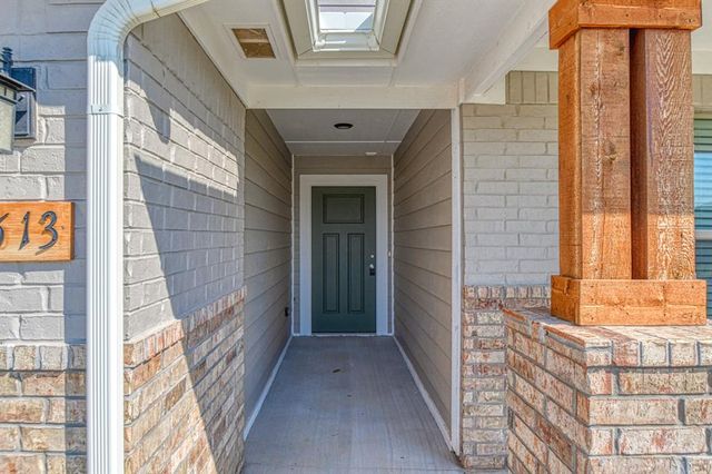 12613 NW 4th Street, Yukon, OK 73099