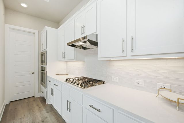 13705 Green Hook Road, Fort Worth, TX 76008