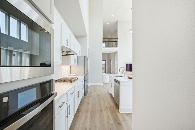 13705 Green Hook Road, Fort Worth, TX 76008