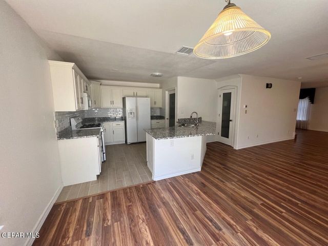 7105 TIERRA ROJA Street, El Paso, TX 79912