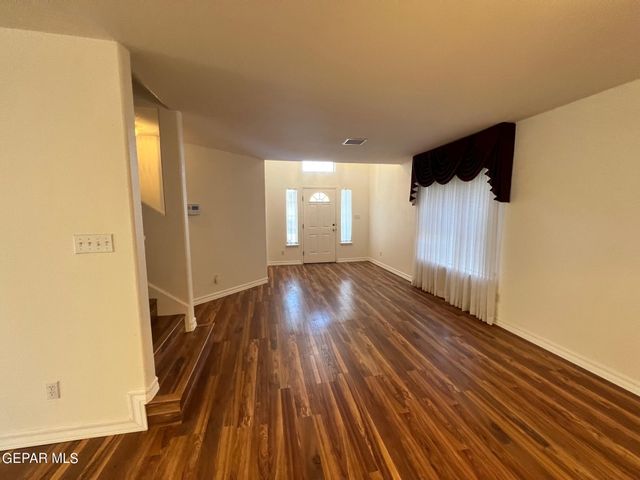 7105 TIERRA ROJA Street, El Paso, TX 79912