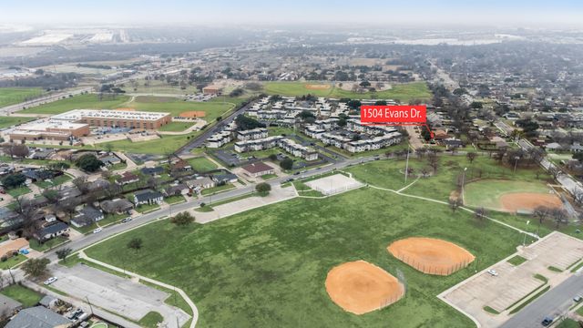 1504 Evans Drive, Mesquite, TX 75149