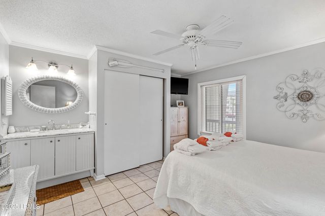 3 Cedar Reef Dr Unit E108, Harbor Island, SC 29920