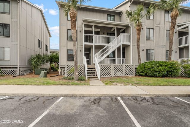 3 Cedar Reef Dr Unit E108, Harbor Island, SC 29920