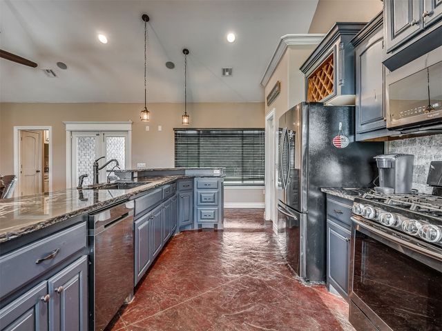 19855 Walker Road, Mcloud, OK 74851