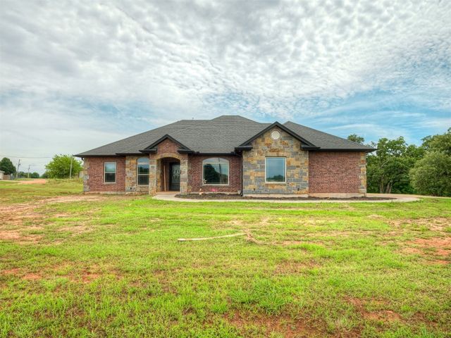 19855 Walker Road, Mcloud, OK 74851