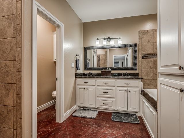 19855 Walker Road, Mcloud, OK 74851