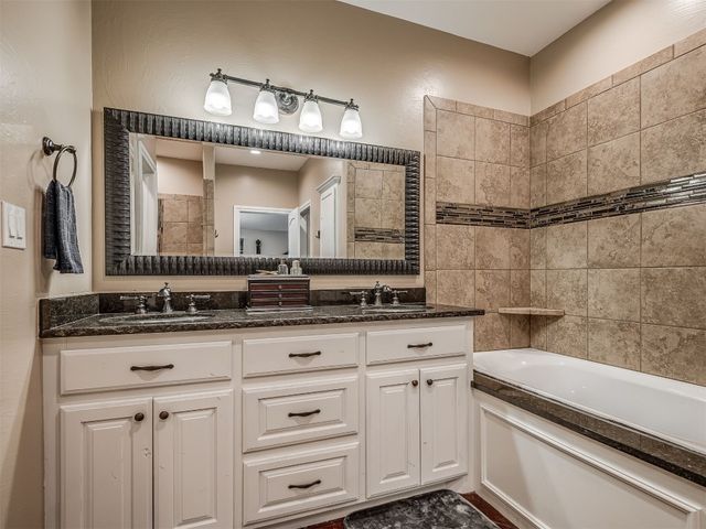 19855 Walker Road, Mcloud, OK 74851