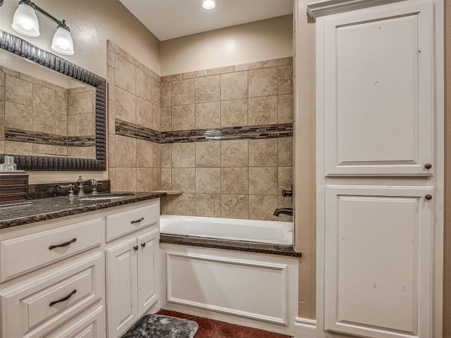 19855 Walker Road, Mcloud, OK 74851