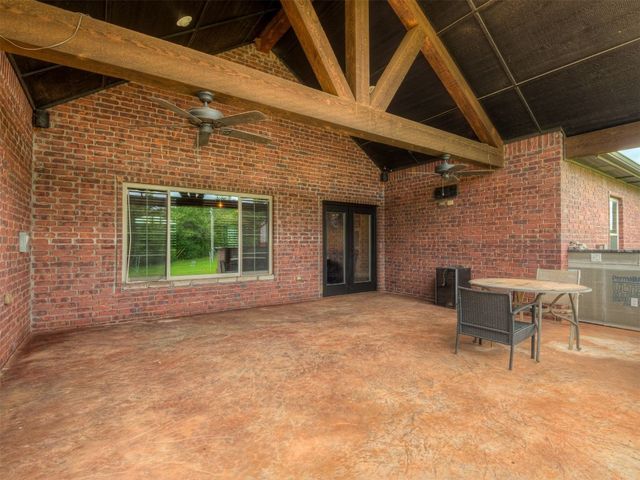 19855 Walker Road, Mcloud, OK 74851