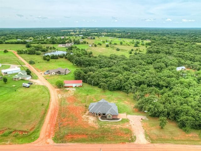 19855 Walker Road, Mcloud, OK 74851
