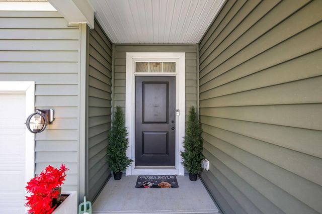 2716 Fieldwin Drive, Blacklick, OH 43004