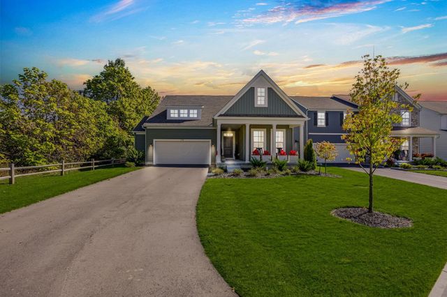 2716 Fieldwin Drive, Blacklick, OH 43004