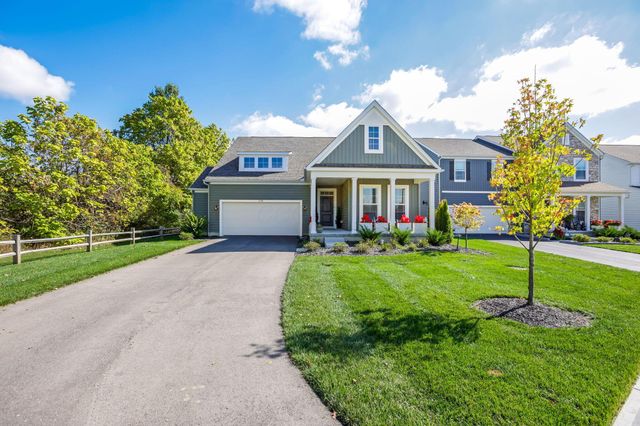 2716 Fieldwin Drive, Blacklick, OH 43004