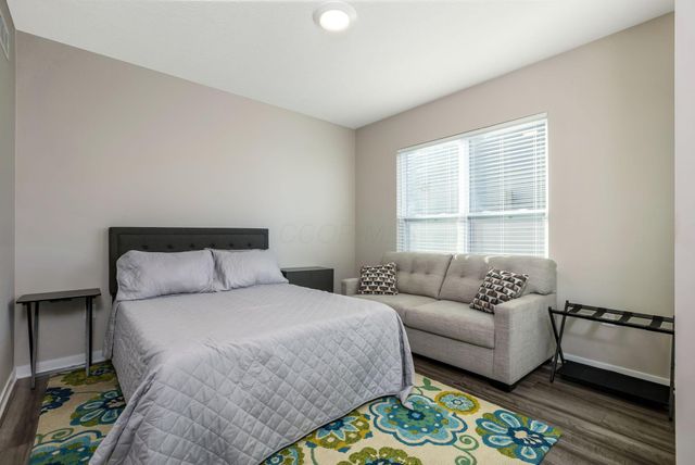 2716 Fieldwin Drive, Blacklick, OH 43004