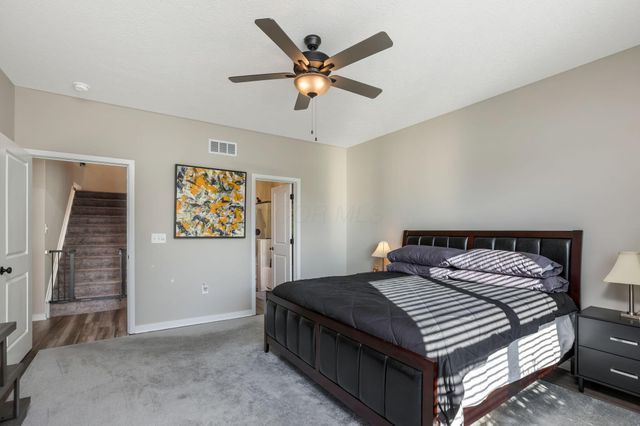 2716 Fieldwin Drive, Blacklick, OH 43004