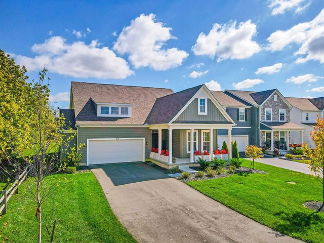 2716 Fieldwin Drive, Blacklick, OH 43004