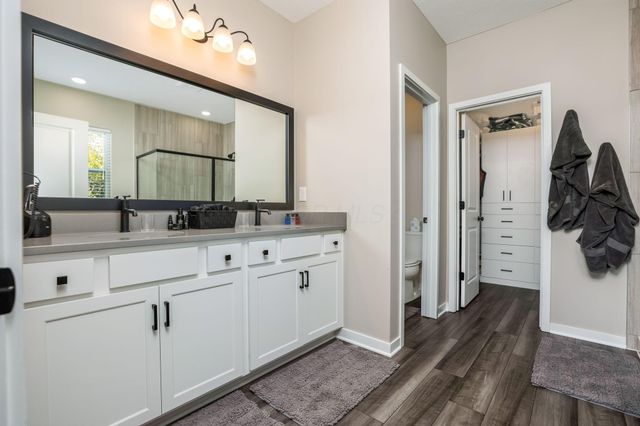 2716 Fieldwin Drive, Blacklick, OH 43004