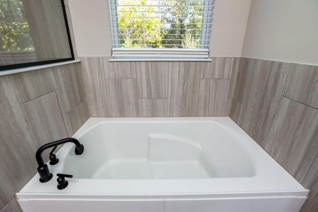 2716 Fieldwin Drive, Blacklick, OH 43004