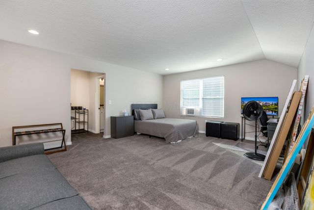 2716 Fieldwin Drive, Blacklick, OH 43004