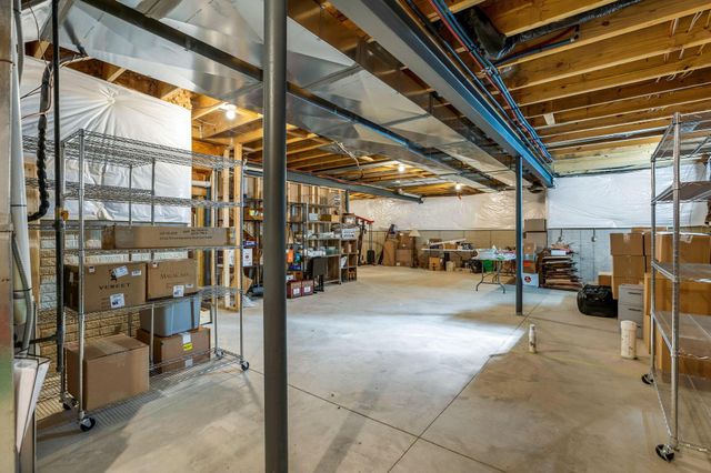 2716 Fieldwin Drive, Blacklick, OH 43004