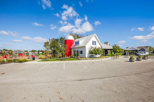 2716 Fieldwin Drive, Blacklick, OH 43004