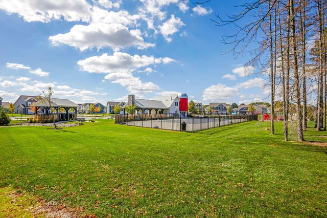 2716 Fieldwin Drive, Blacklick, OH 43004